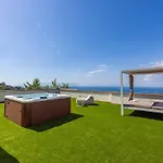 La Scala Villa